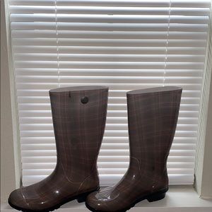ugg rain boots